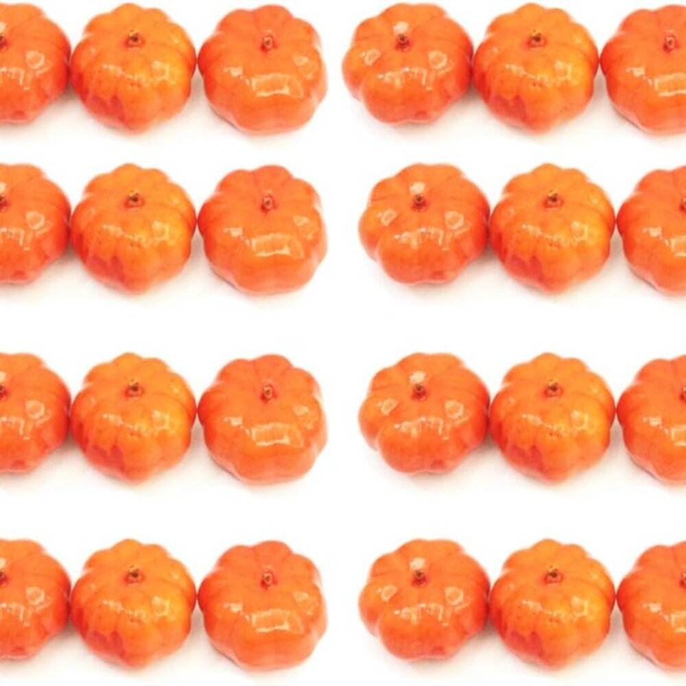 30 pcs Lifelike and Realistic Artificial Fall Harvest Mini Pumpkins for Decorate